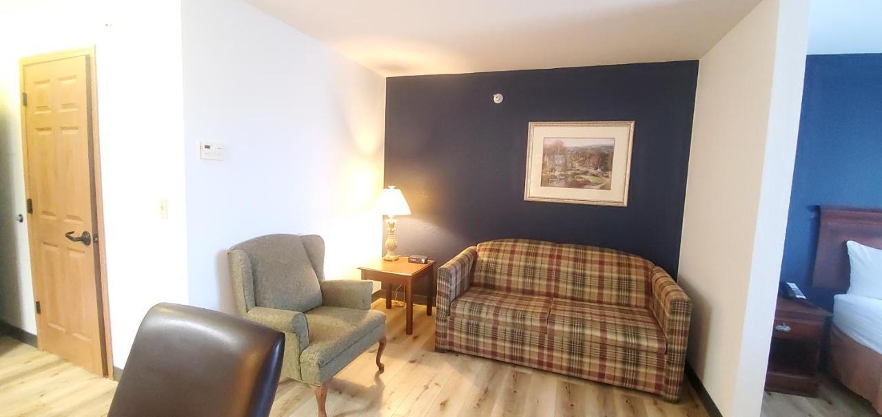 Wingate By Wyndham Youngstown - Austintown Εξωτερικό φωτογραφία