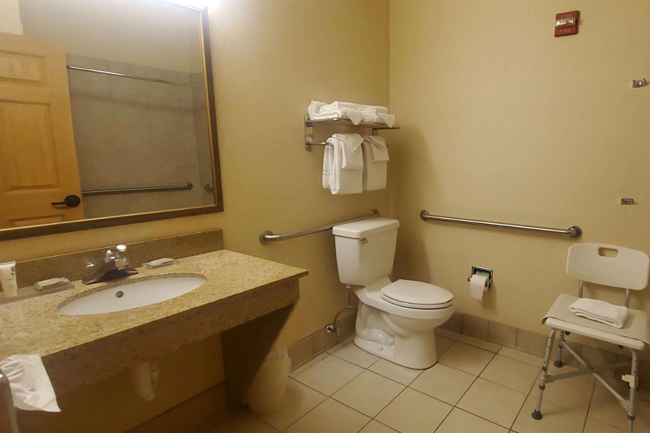 Wingate By Wyndham Youngstown - Austintown Εξωτερικό φωτογραφία